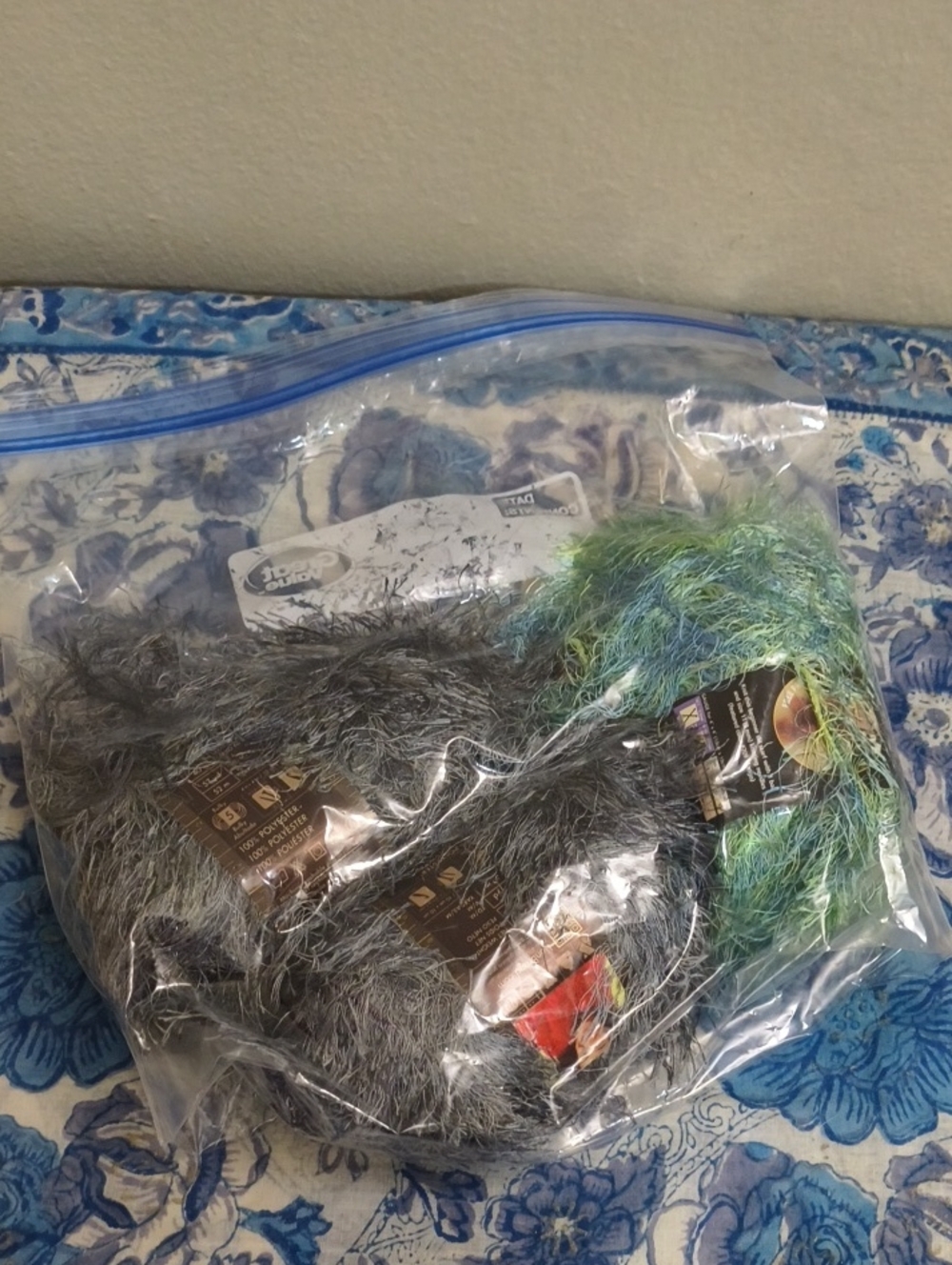 Eyelash & Novelty Yarn Bundle in Gray and Green